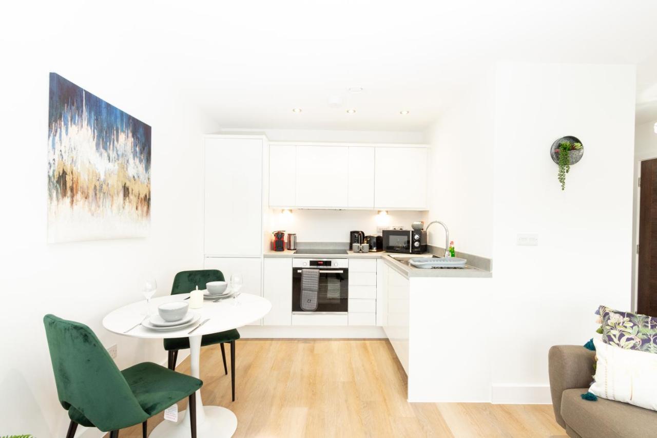 Stylish Studio Apt Overlooking Old Trafford Manchester Extérieur photo