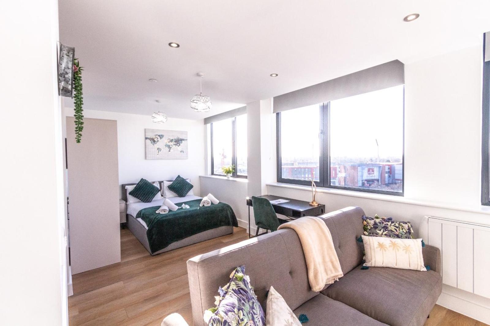 Stylish Studio Apt Overlooking Old Trafford Manchester Extérieur photo